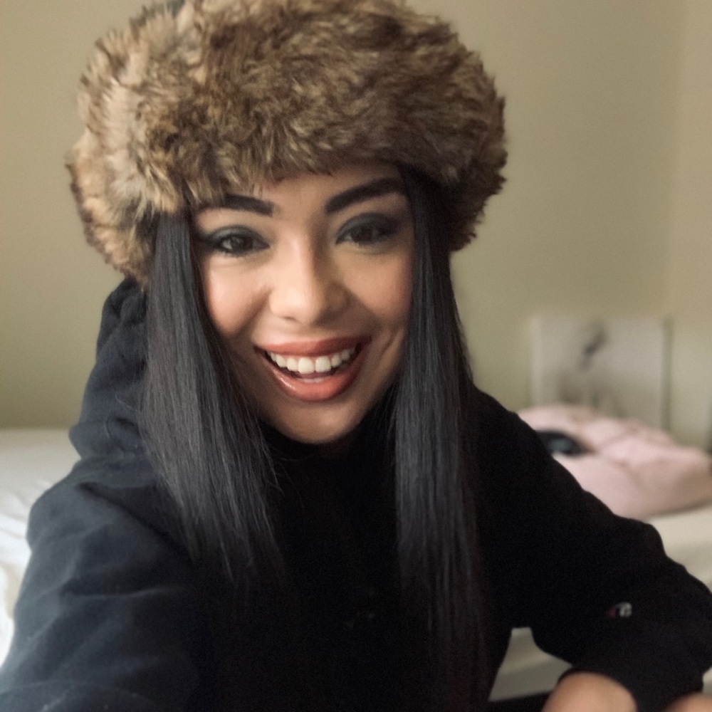 Meet your Posher, Stephanie